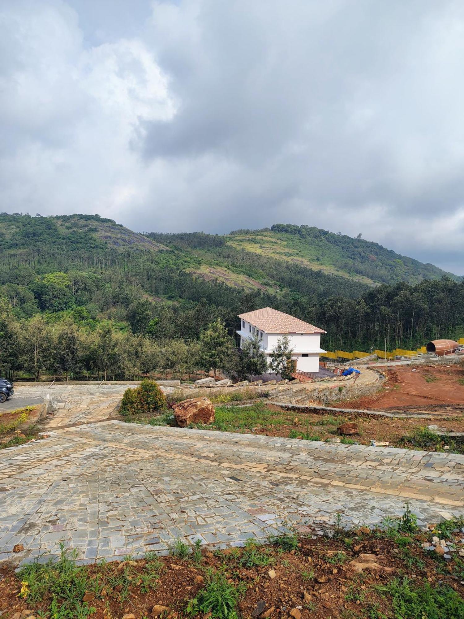 Gambhiraa Resorts Kolli Hills Ngoại thất bức ảnh